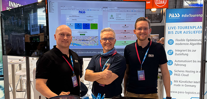 PASS vernetzt Planung, Fahrer und Empfänger: Das Team der PLS AG an ihrem Messestand